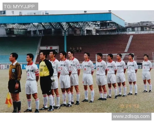 广州足球队逆袭之路的真实记录与背后故事揭秘