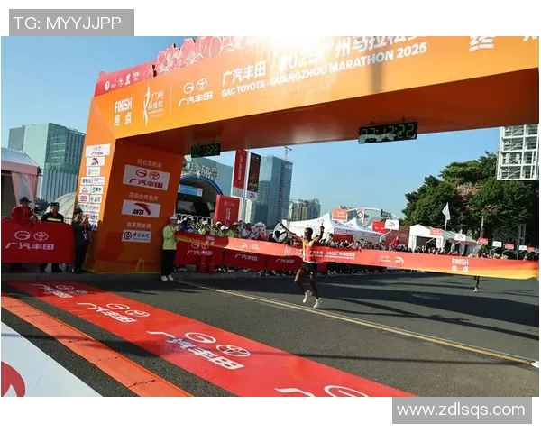 广州城市马拉松街舞队精彩表现评析与技术亮点探讨